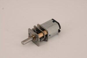 DSC09110 SoBotz N10 DC Motor – 6V, 600 RPM