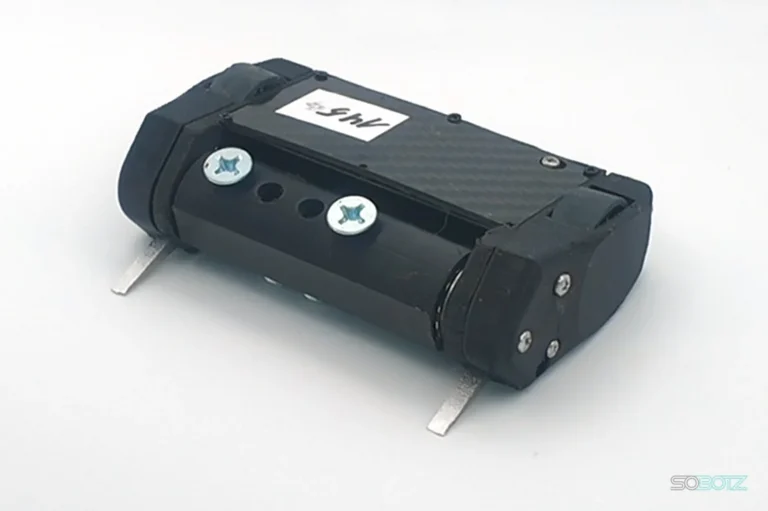 Combat robot Carbon