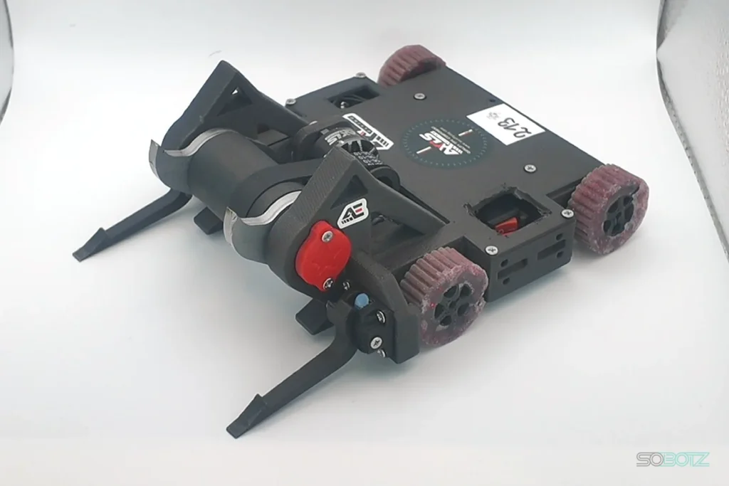 Combat robot Miqu