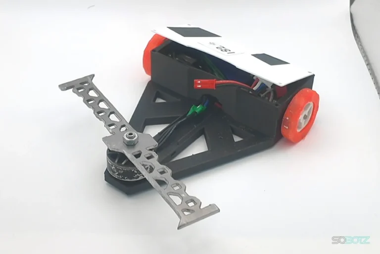 Combat robot Spineris