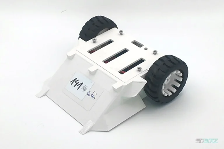 Combat robot Spygliuotis